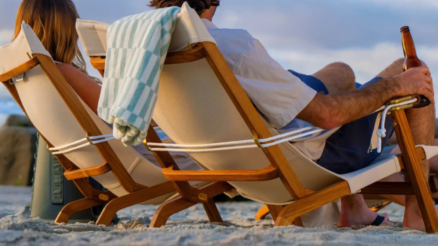 Nothing presses into your neck or the backs of your legs