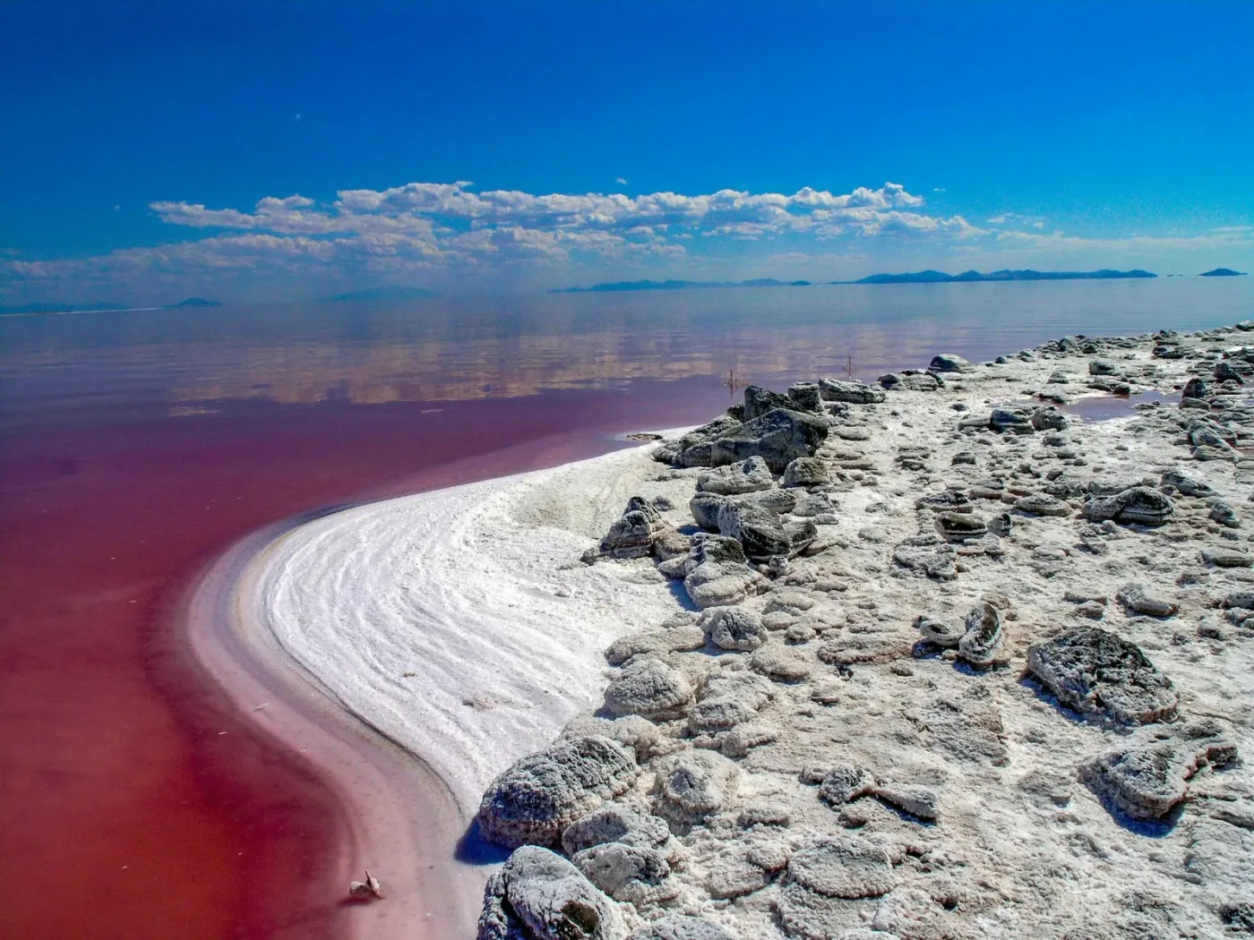 Sea salt with 80+ trace minerals versus lab-isolated compounds